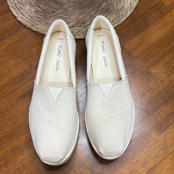 TOMS PLATFORMS - Picture 6 of 6